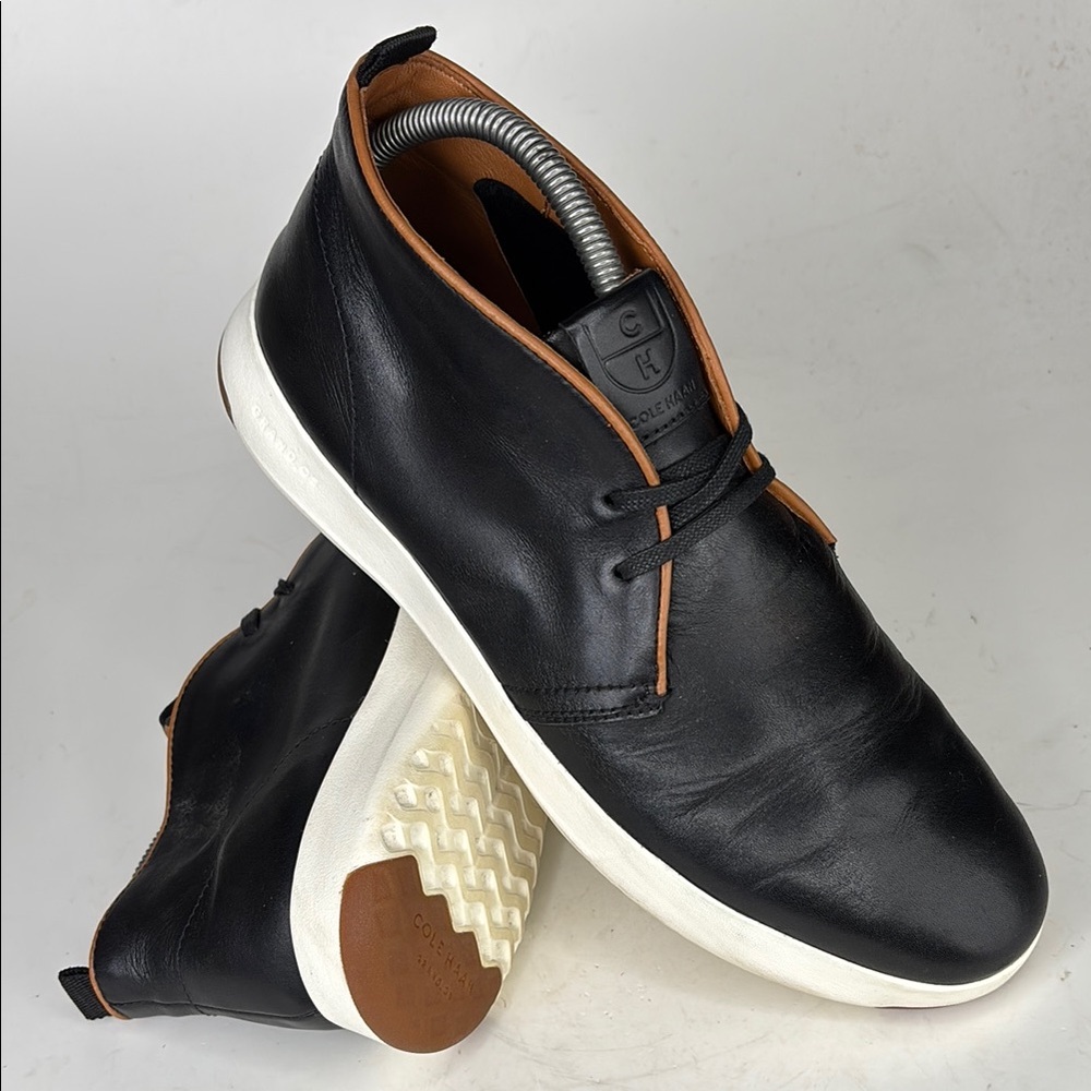 Cole Haan leather Chukka boots black size 9.5.